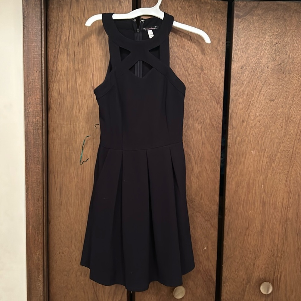 Dillard’s, size extra small, black